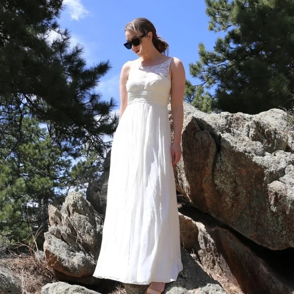 Aidan Mattox White formal dress - Picture 5 of 12